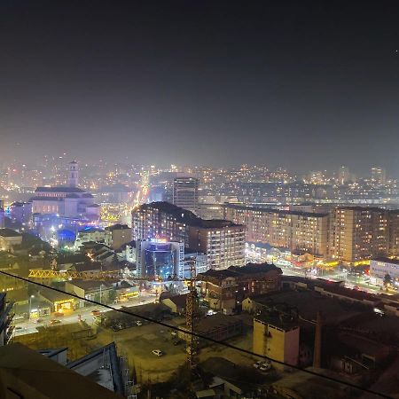 Luxury Sky View Apartment Pristina Buitenkant foto