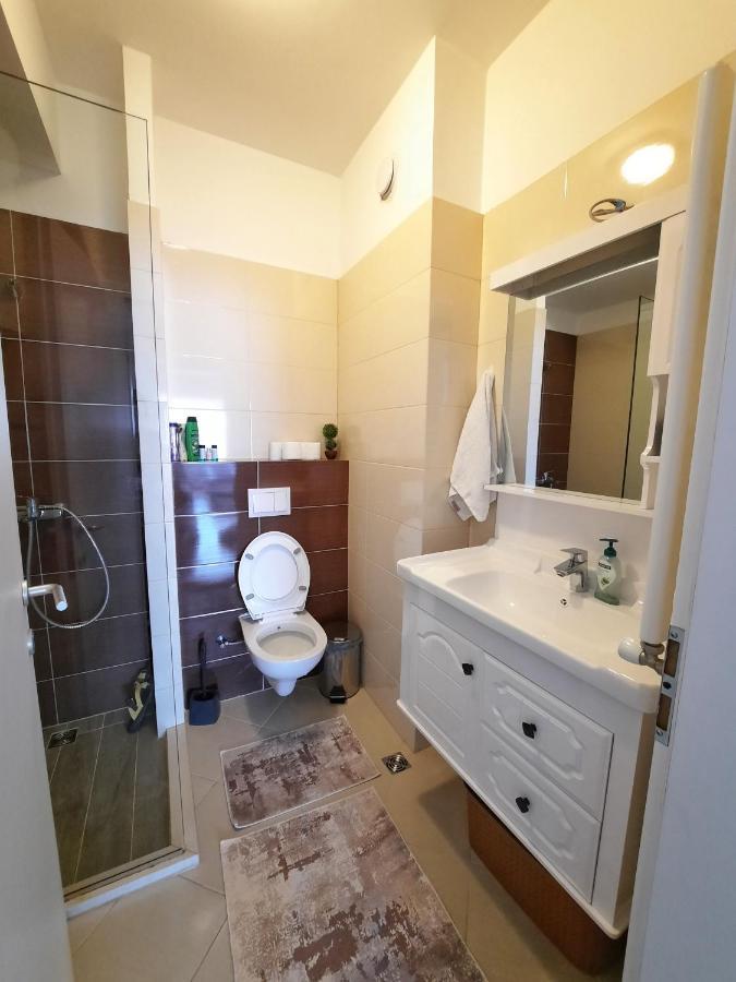 Luxury Sky View Apartment Pristina Buitenkant foto