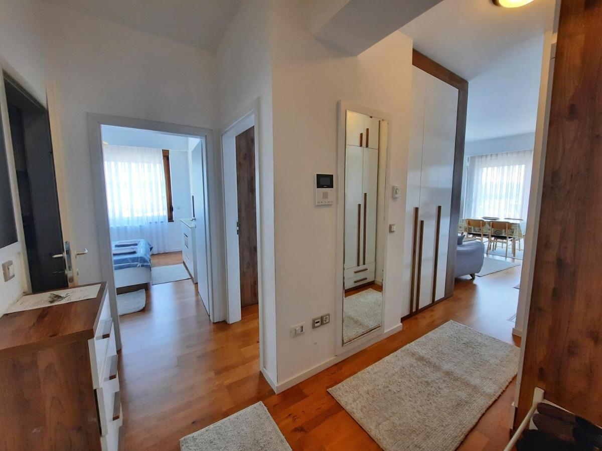 Luxury Sky View Apartment Pristina Buitenkant foto