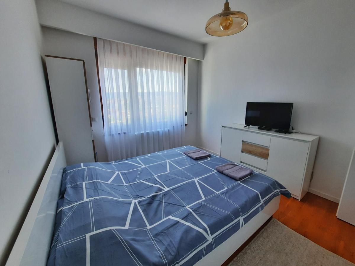 Luxury Sky View Apartment Pristina Buitenkant foto