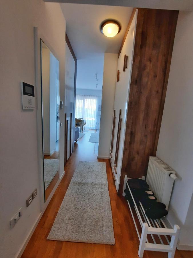Luxury Sky View Apartment Pristina Buitenkant foto