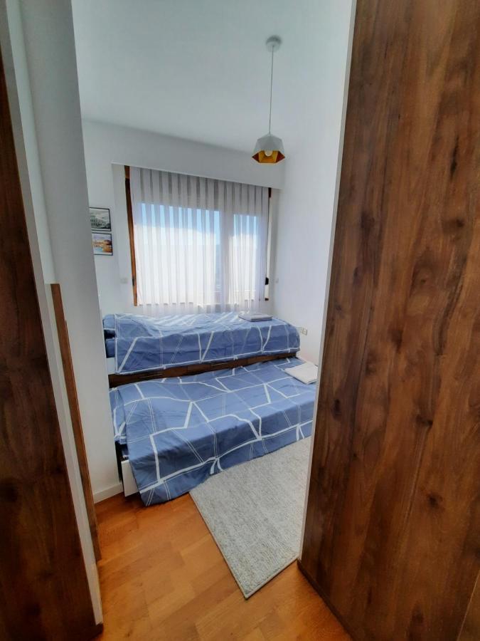 Luxury Sky View Apartment Pristina Buitenkant foto