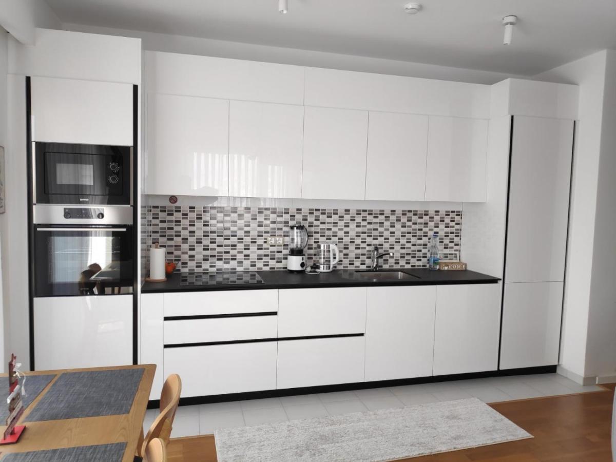 Luxury Sky View Apartment Pristina Buitenkant foto